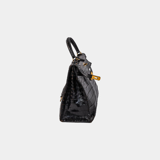 Hermรจs Kelly Sellier 28 Black Porosus Crocodile with Gold Hardware