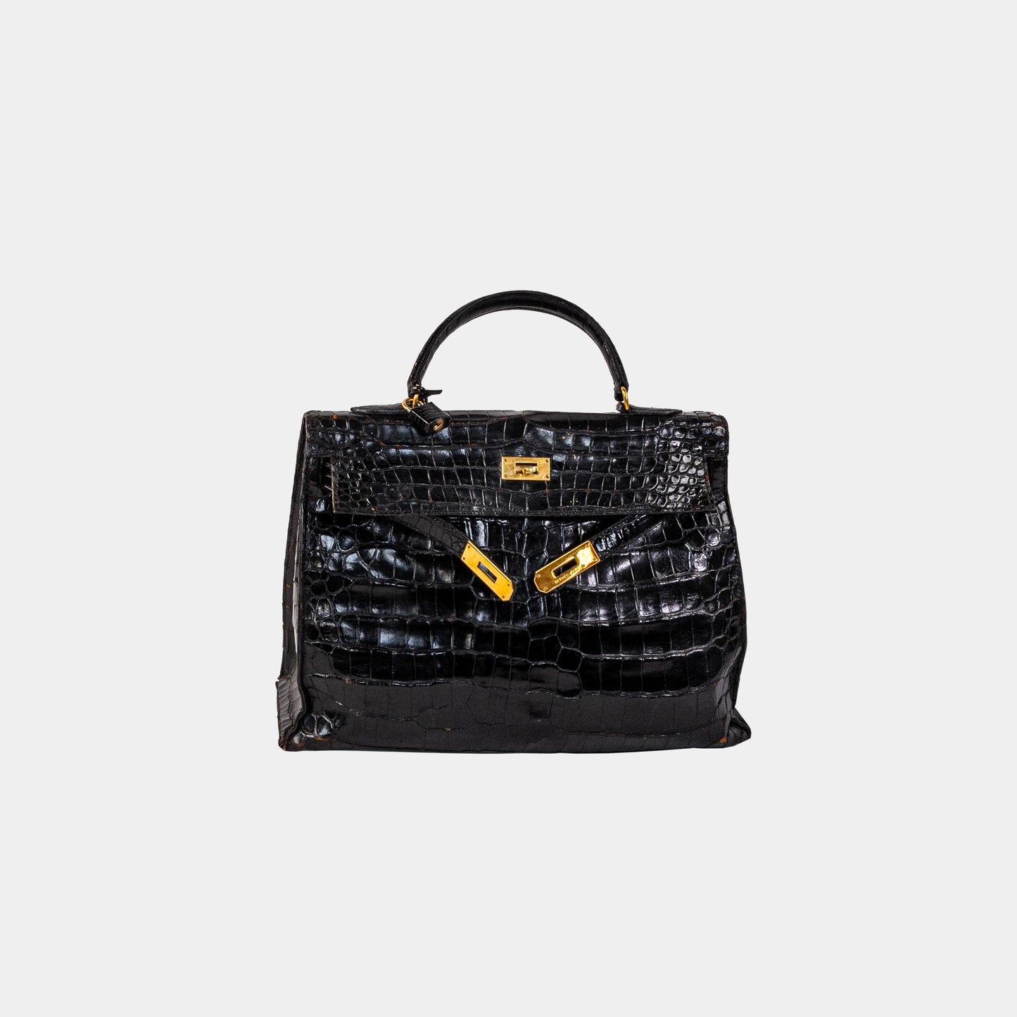 Hermès Kelly Sellier 28 Black Porosus Crocodile with Gold Hardware